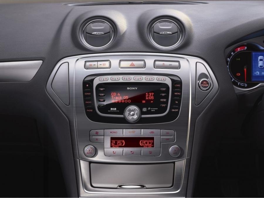  Ford Kuga 2008 года  (фото 118 из 139)